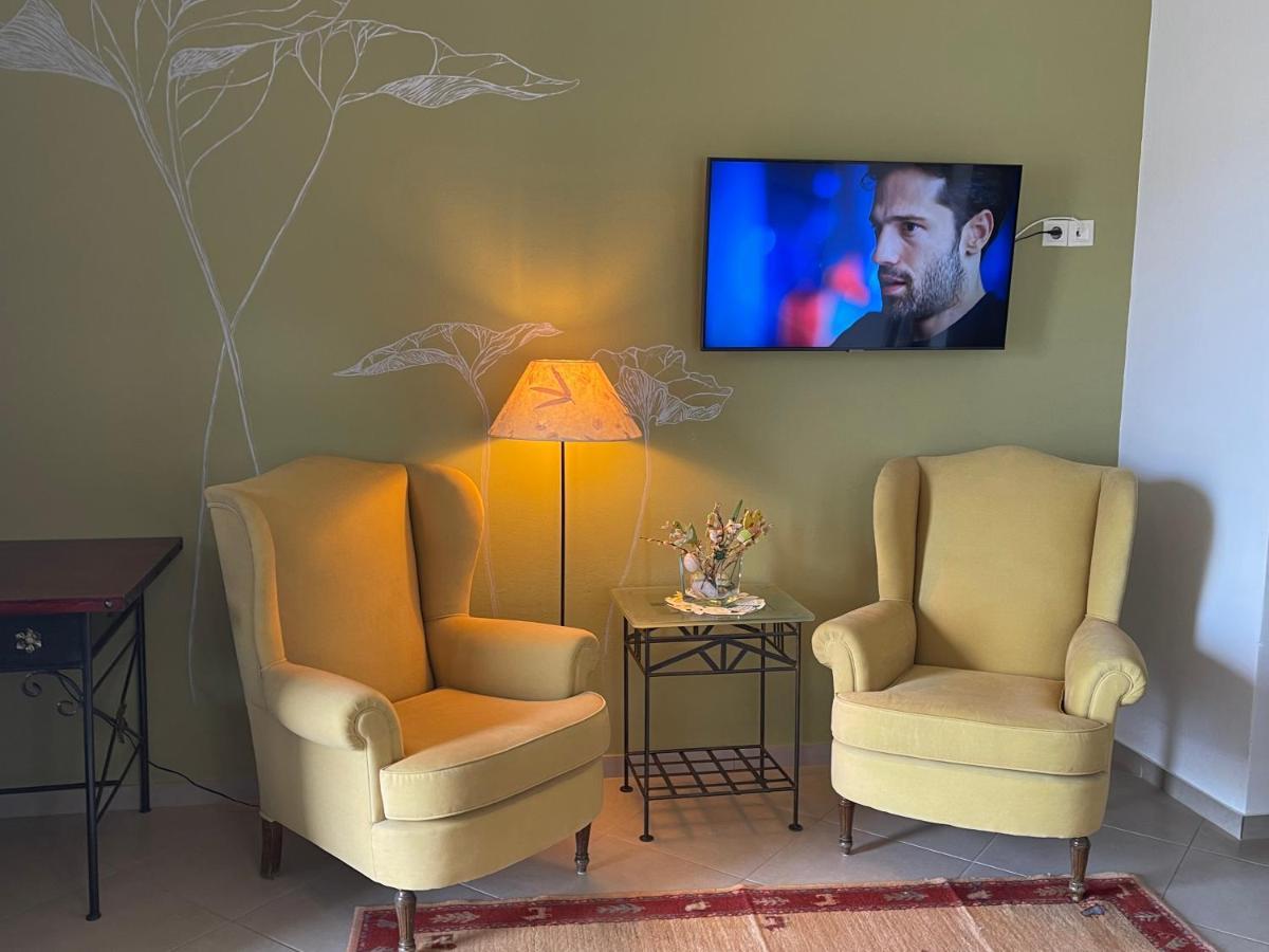 Miterra Cozy Apartments Andrítsaina Eksteriør billede